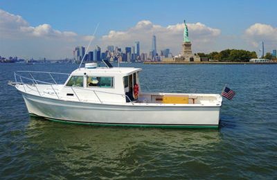 rent a yacht in new york