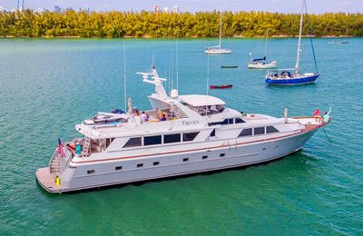 boston private yacht rentals