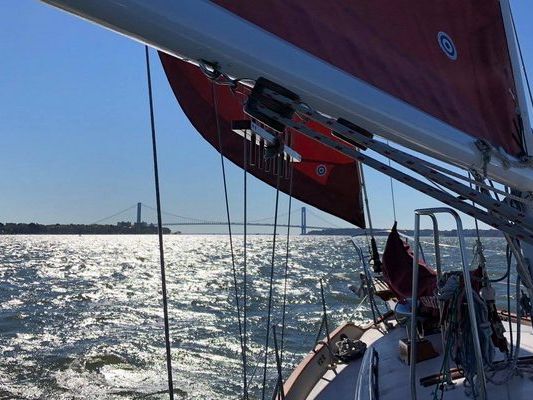 Classic Sailboat Yacht Rental in NEW YORK