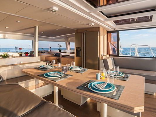 Catamaran sailing Yacht Yacht Charter in San Diego