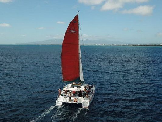 Yacht Rentals Honolulu