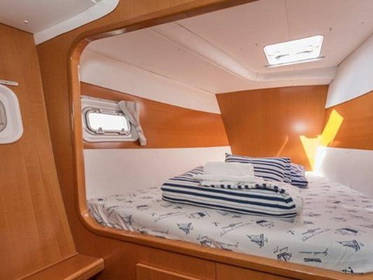 Catamaran Yacht Boat Charter in Marina del Rey