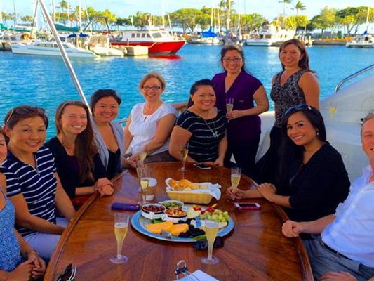 Express Cruiser Yacht Private Yacht Charter in Honolulu