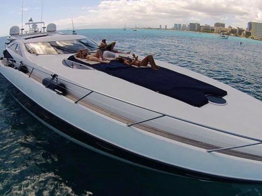 Express Cruiser Yacht Yacht Rental in Honolulu